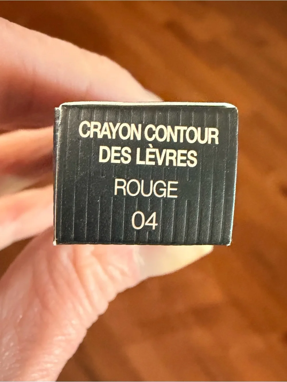 Gucci Lip Pencil-ROUGE 04